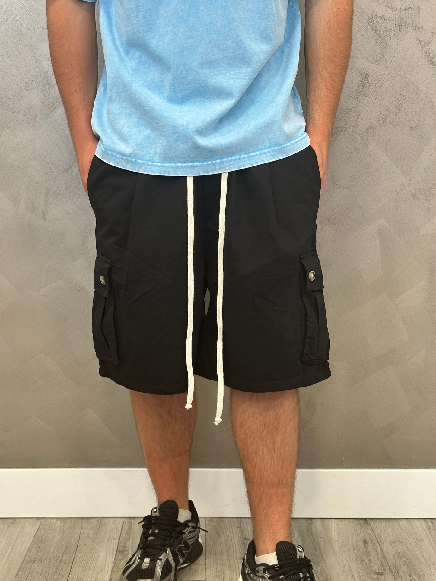 Pantaloncino cargo nero