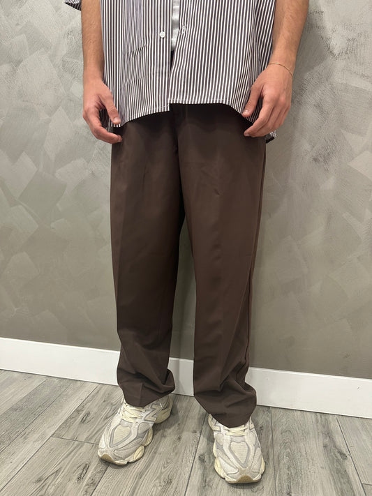 Elegante premium marrone