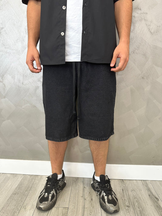 Short baggy black jeans elastic