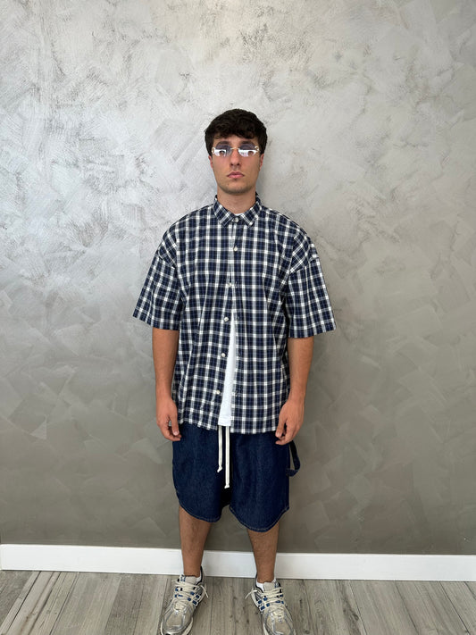 Camicia over blue streetwear